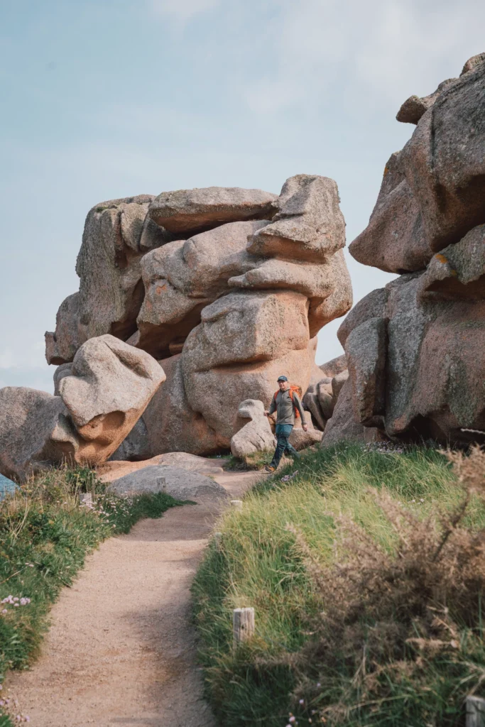 Ploumanac'h - Randonnée sur le GR® 34 - © John Summerton / Tourisme Bretagne